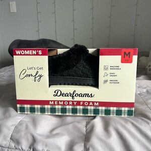 Dearfoams Women's Cozy Slippers